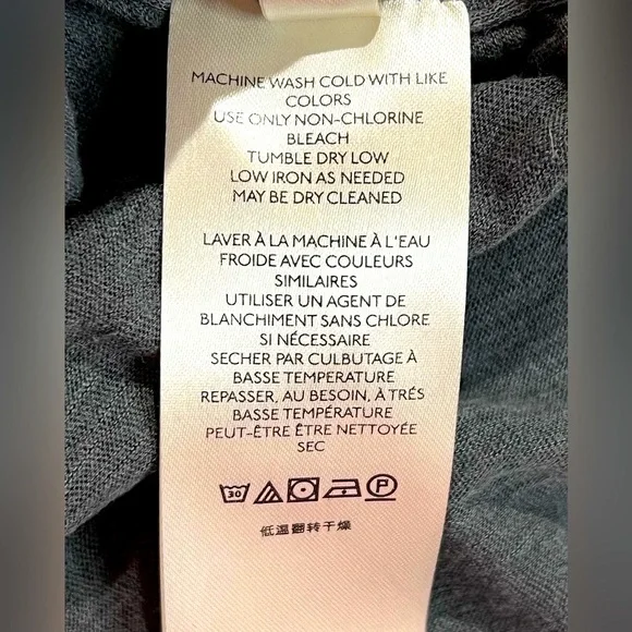 We the Free On My Mind V-Neck Shirt, Black but looks a dark Gray, Size Medium - Picture 9 of 10